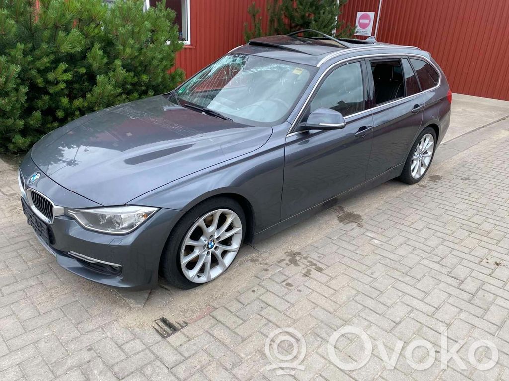 3 F30 F35 F31 Series 3  8518802