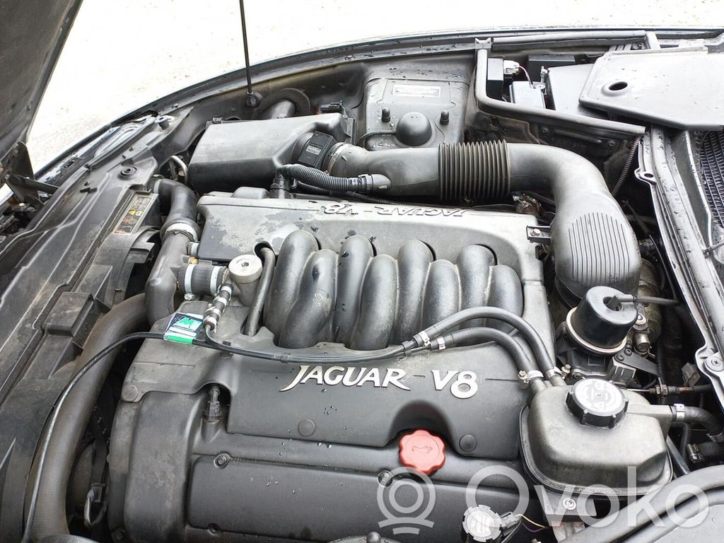 XK8 - XKR XK-Series