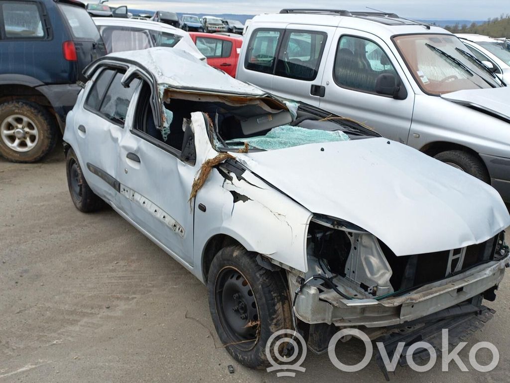 Clio II Clio  7700838134
