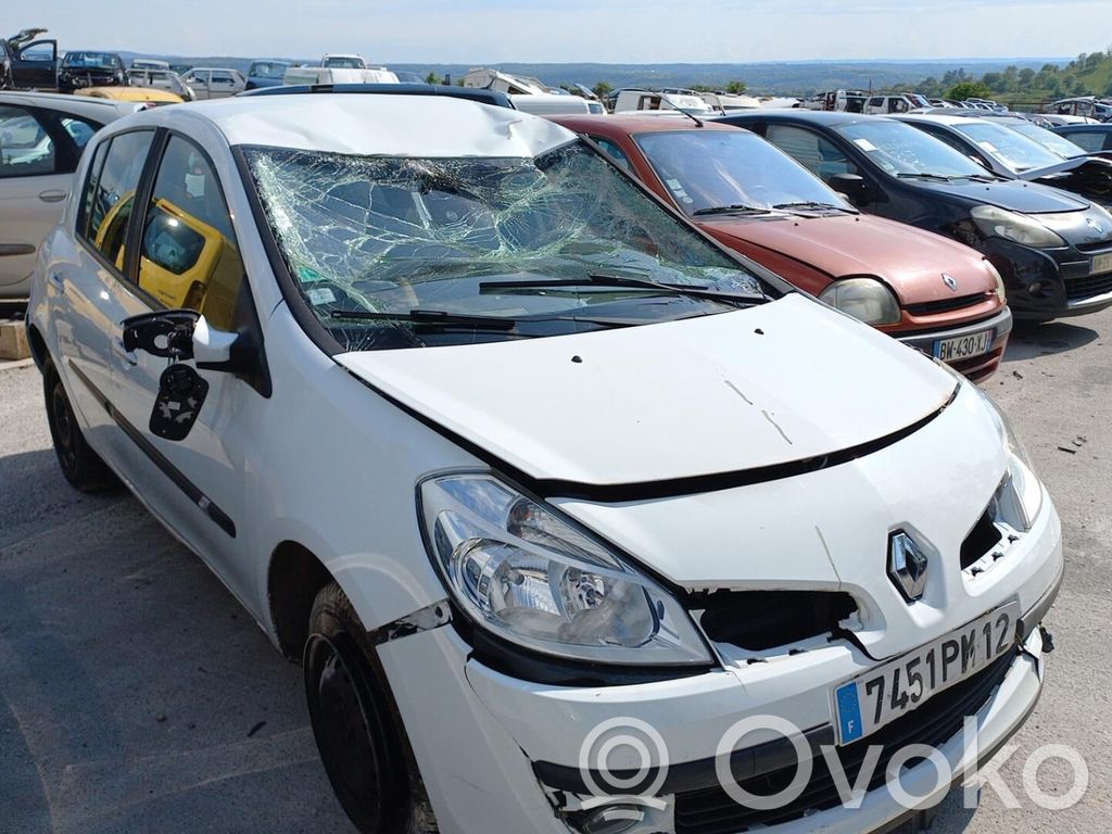 Clio III Clio  7701477492