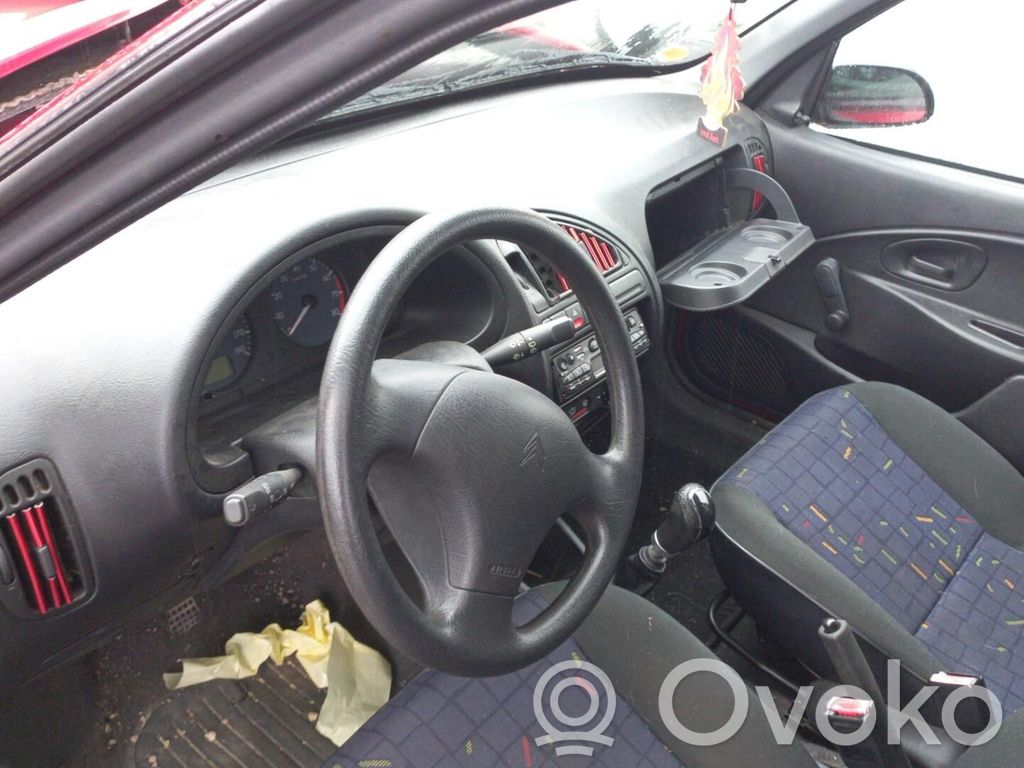 Saxo Saxo  00004162W1