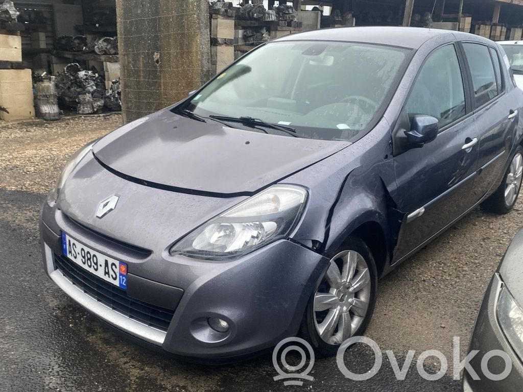 Clio III Clio  7701476906