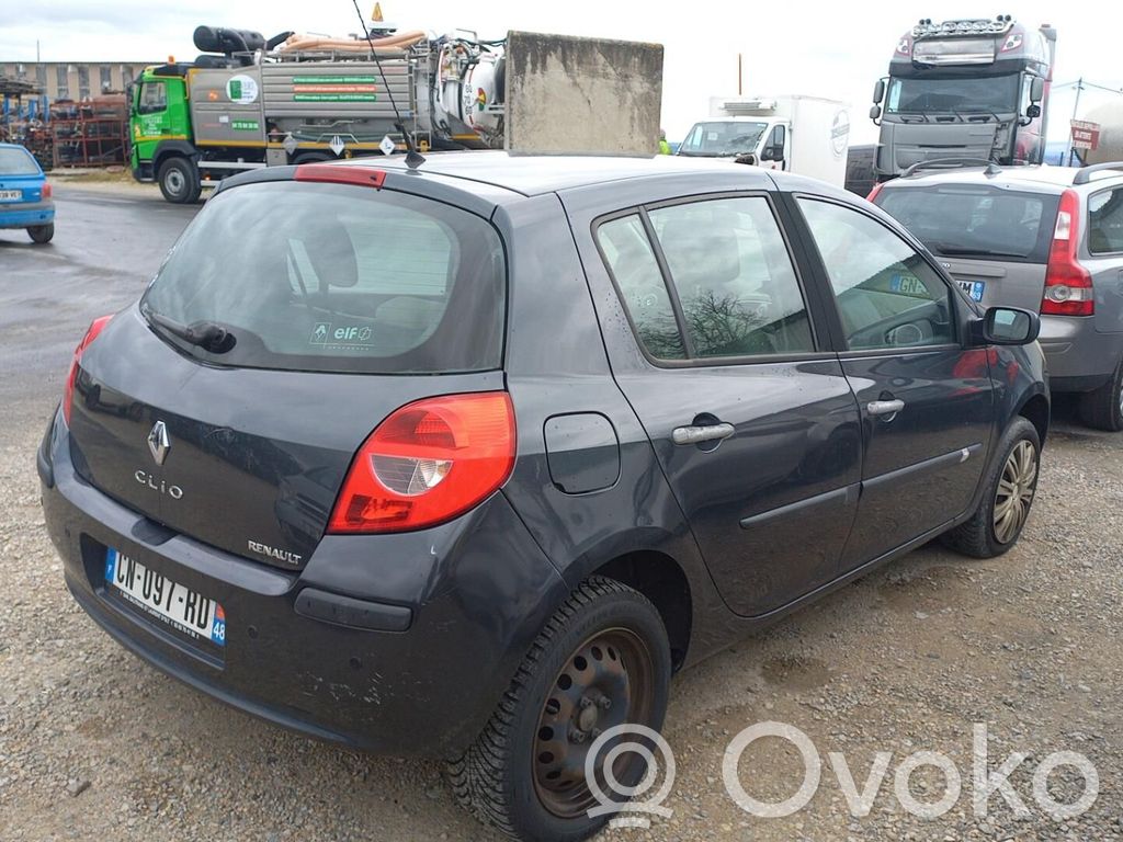 Clio III Clio  7701057881