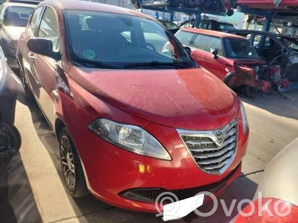 Ypsilon Ypsilon  169A4