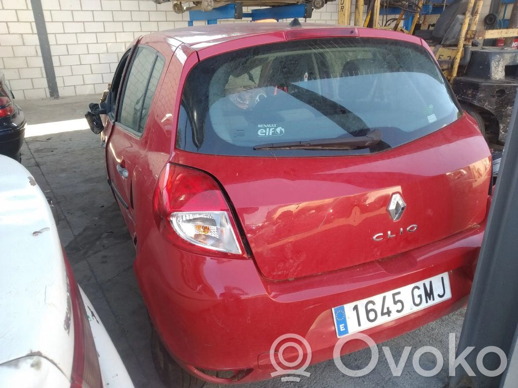 Clio III Clio  883000000