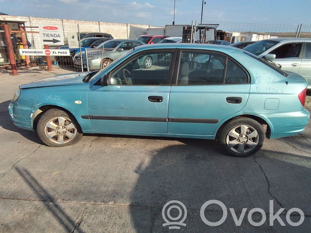 Accent Accent  3730027504