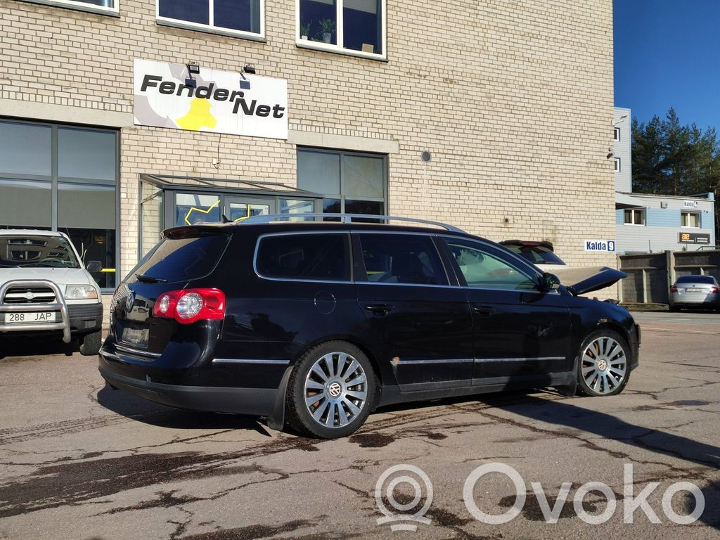 PASSAT B6 Passat  3C0145832J