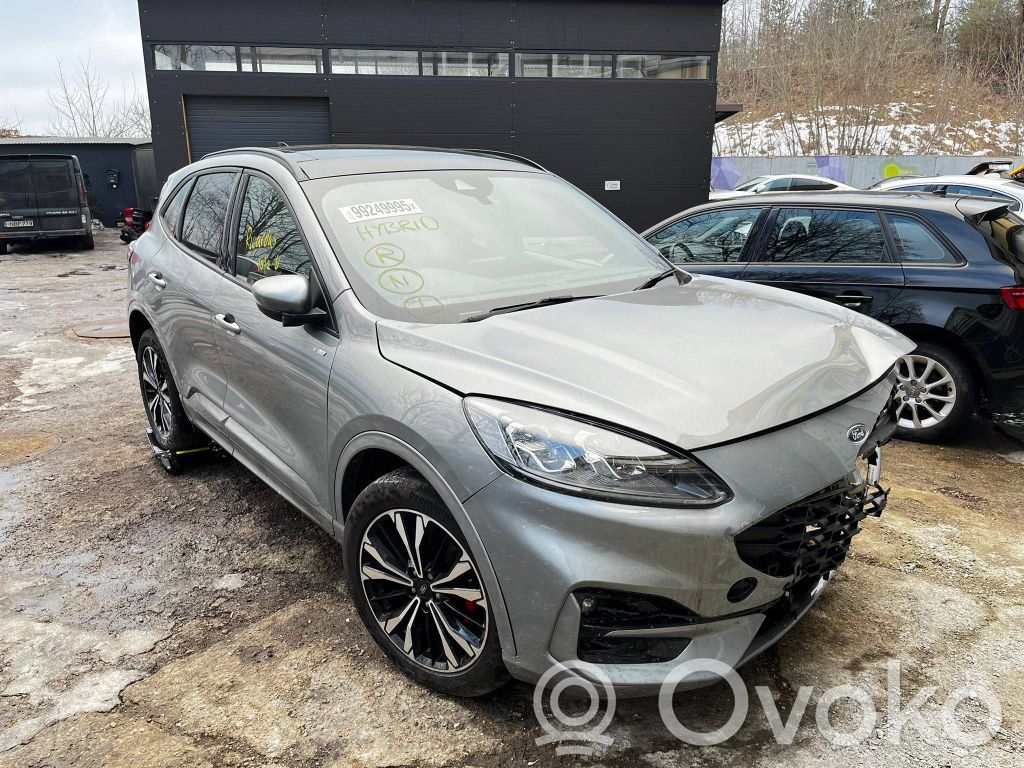 Kuga III Kuga  LX613A423