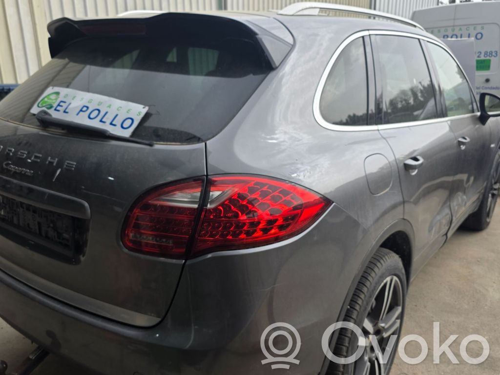 Cayenne (92A) Cayenne  7P5907401
