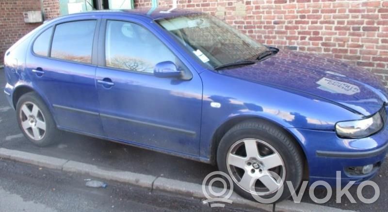 Leon (1M) Leon  1M6827025J
