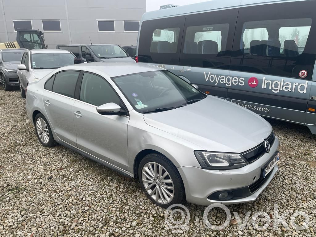 Jetta VI Jetta  04E906262J
