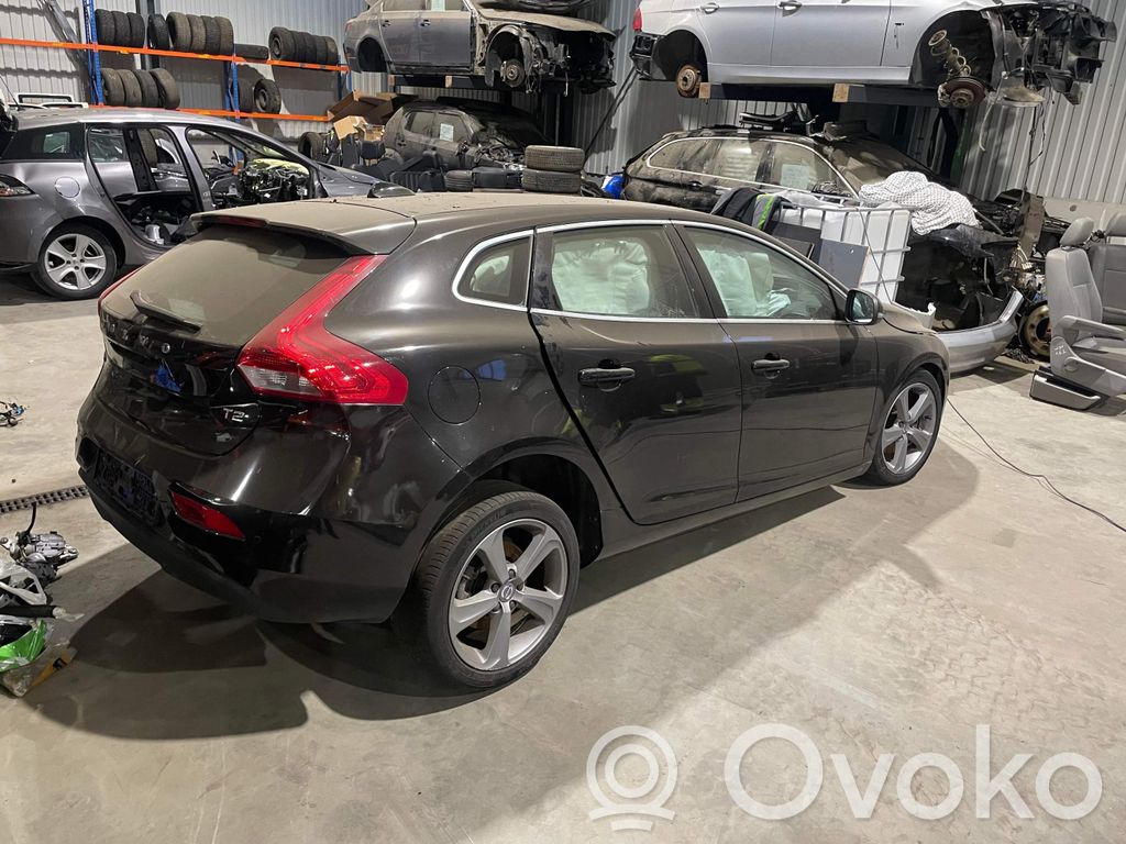 V40 S40, V40  P31489108