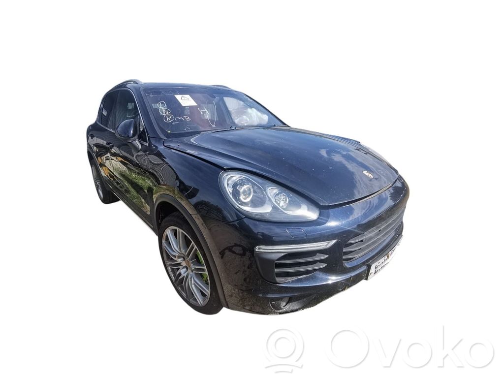 Cayenne (92A) Cayenne  7P6199131