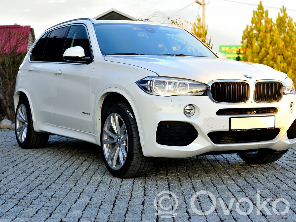 X5 F15 X5  6853103