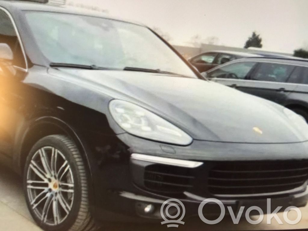 Cayenne (92A) Cayenne  7P5612101B