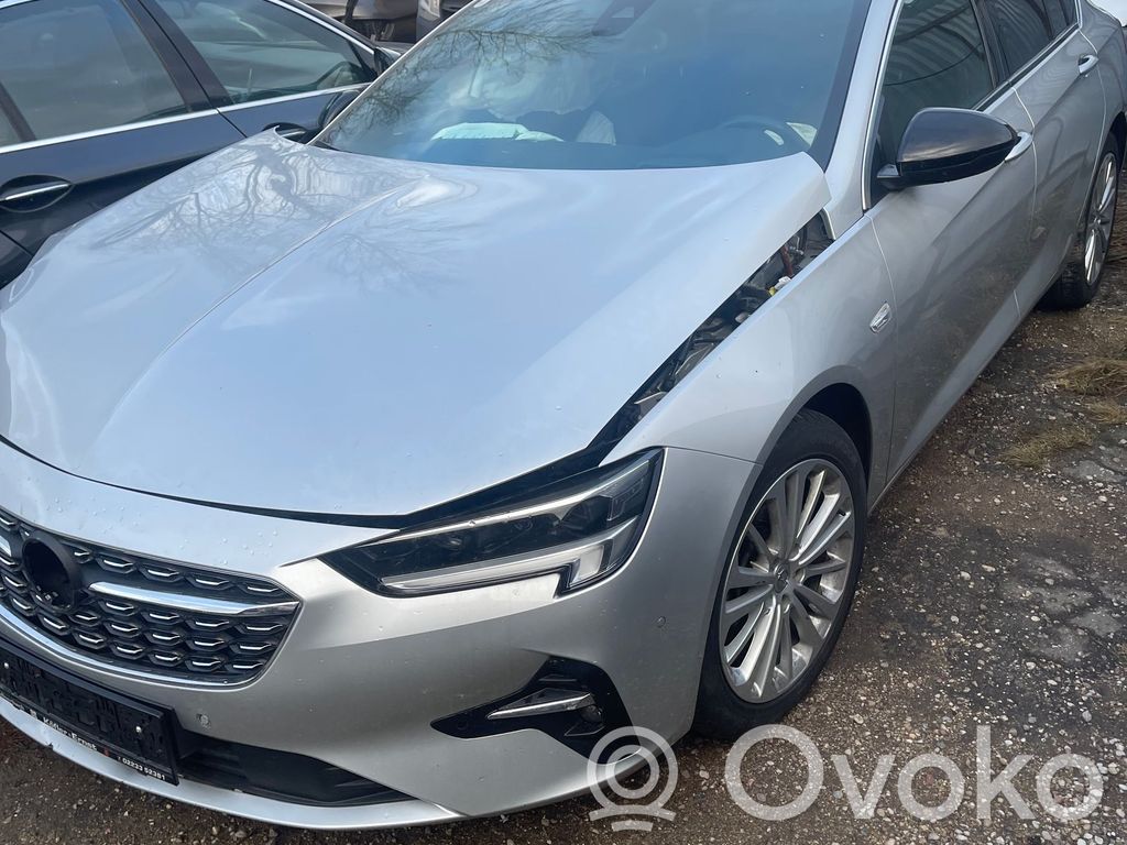 Insignia B Insignia  E536