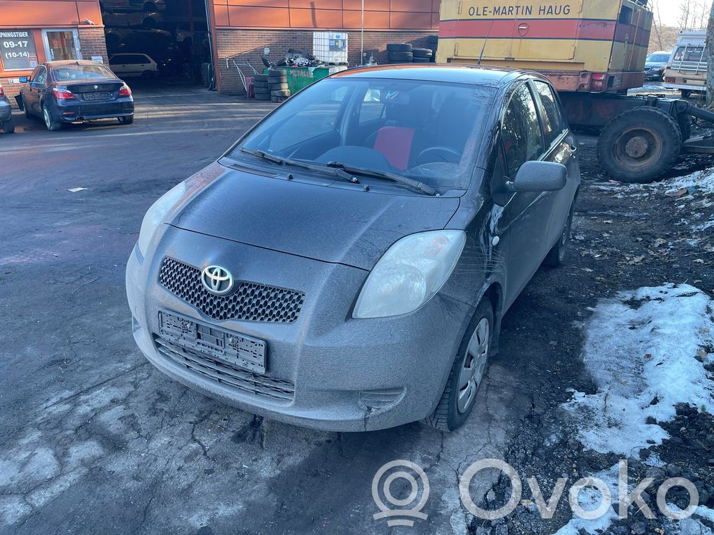 Yaris Yaris