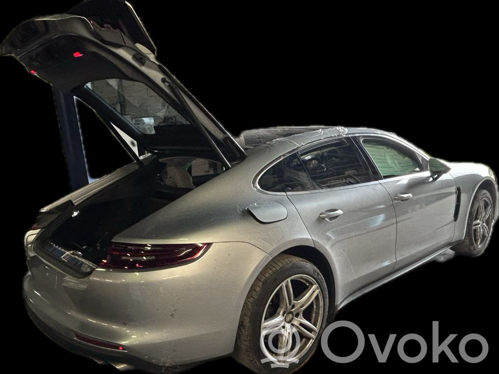 Panamera (971) Panamera  9A713029610