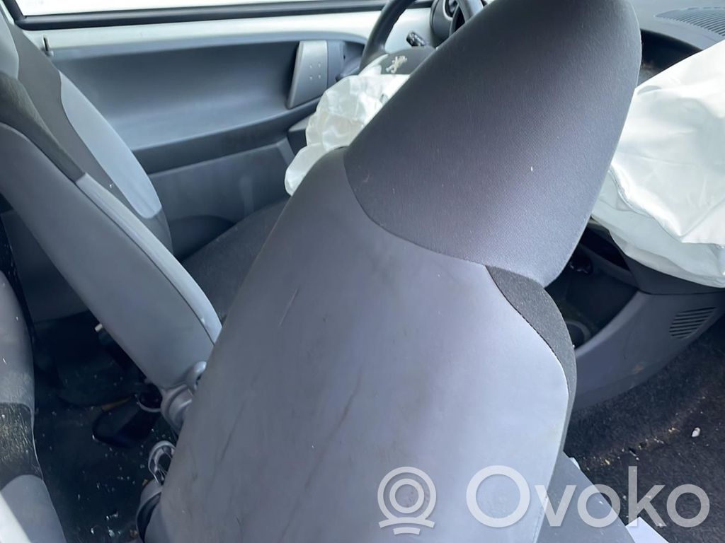 107 107  620674