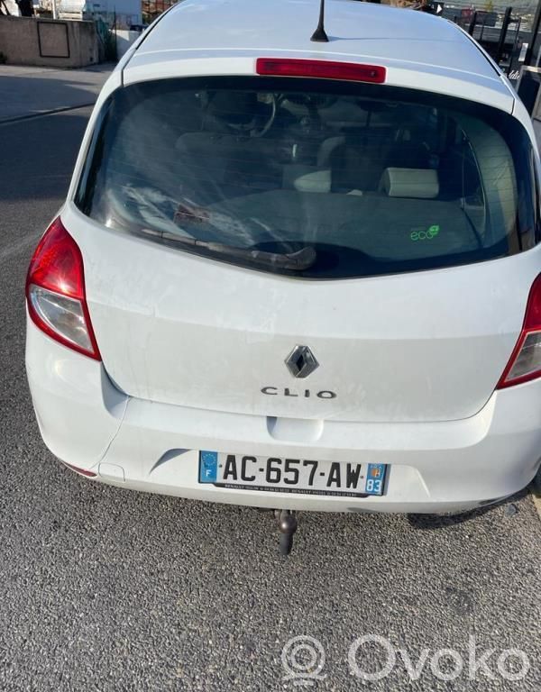 Clio III Clio  8200214936