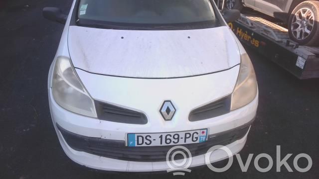 Clio III Clio  8200838201