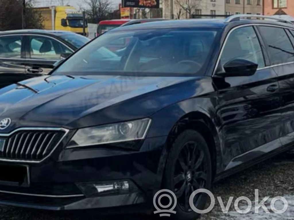 Superb B8 (3V) Superb  3V1857097