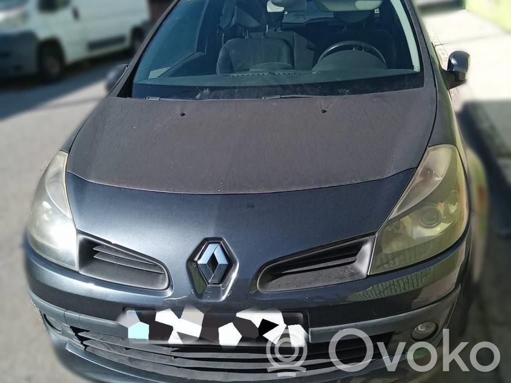 Clio III Clio  8200297604