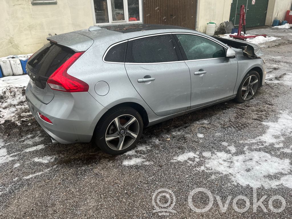 V40 S40, V40  34038AAA
