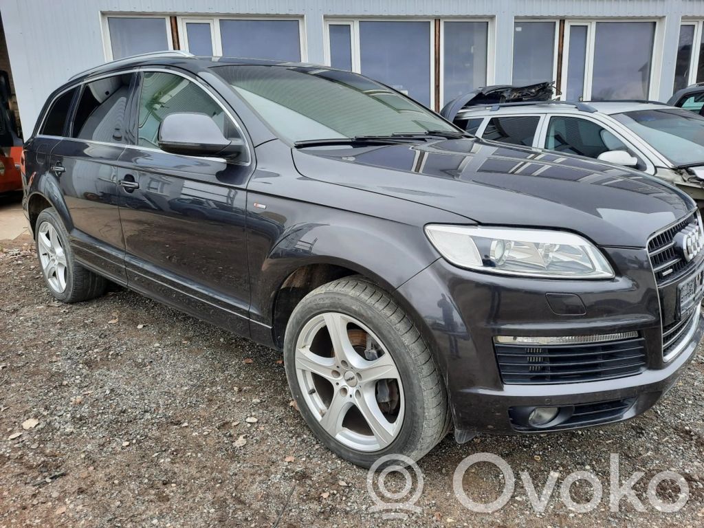 Q7 4L Q7