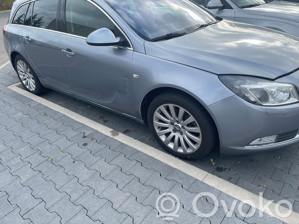 Insignia A Insignia  13227717