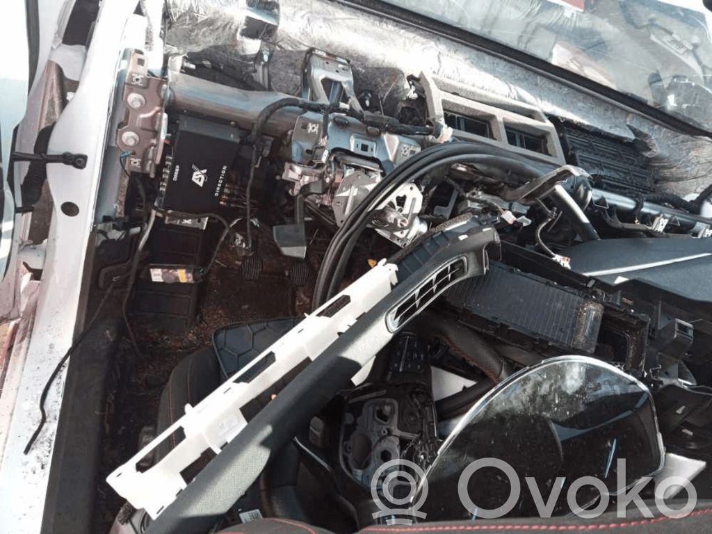 Focus Focus  JY613A423AEB