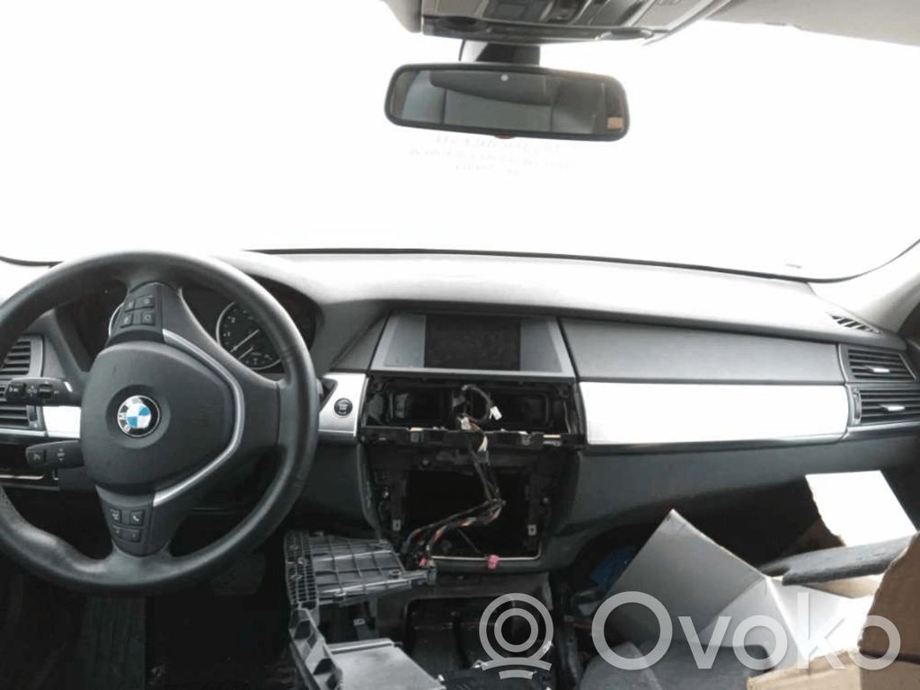 X5 E70 X5