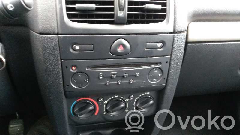 Clio II Clio  8200250662