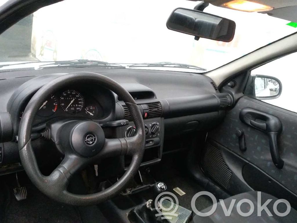 Corsa B Corsa  D6RA249