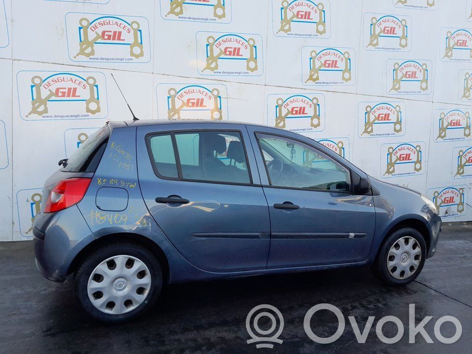 Clio III Clio  8200510536