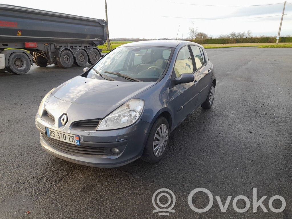 Clio III Clio  8200214945