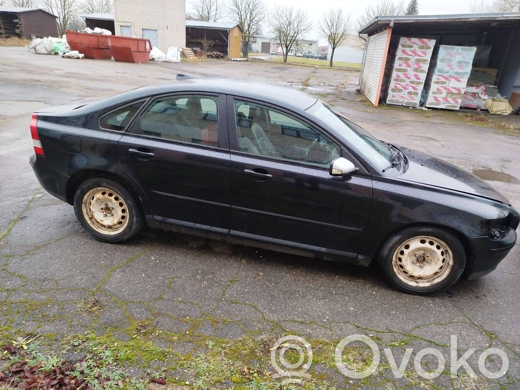S40 S40, V40  V03040