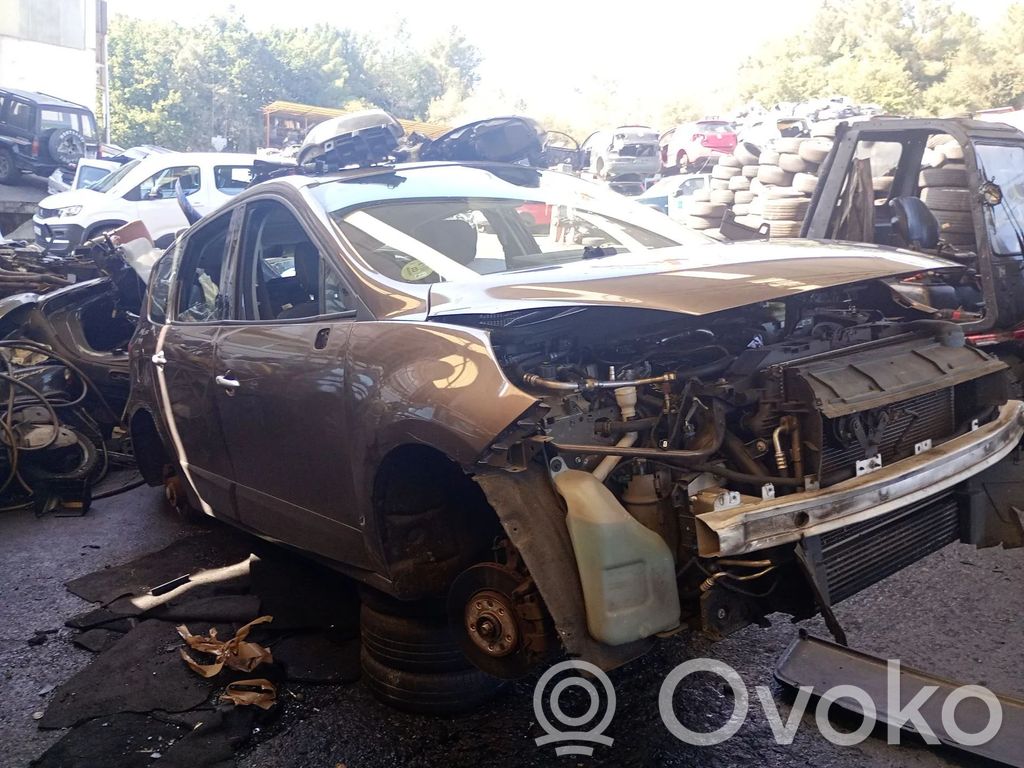 Megane III Megane  8200567414