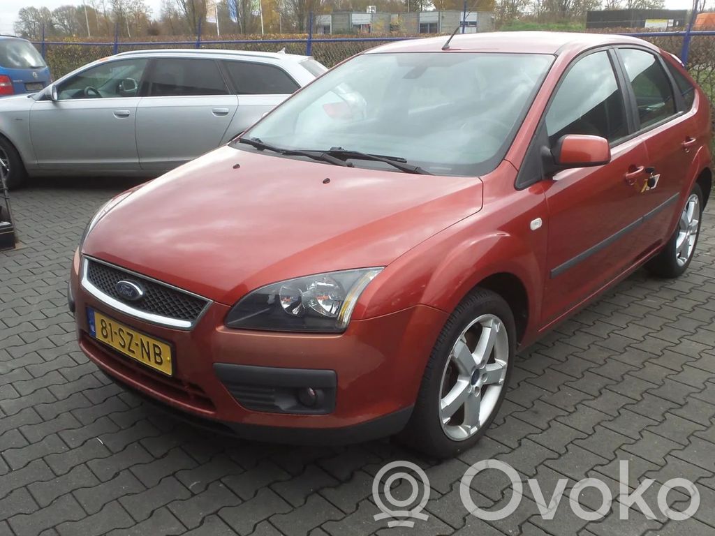 Focus Focus  3M5T11000AD