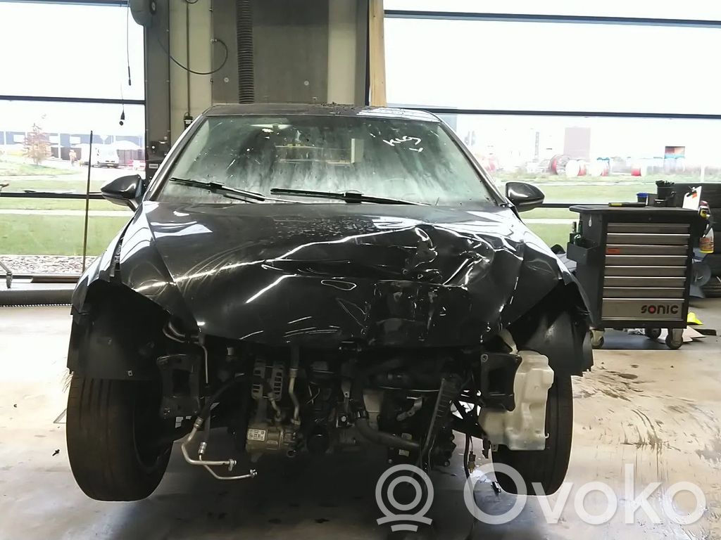 Golf VII Golf  04E906262EB