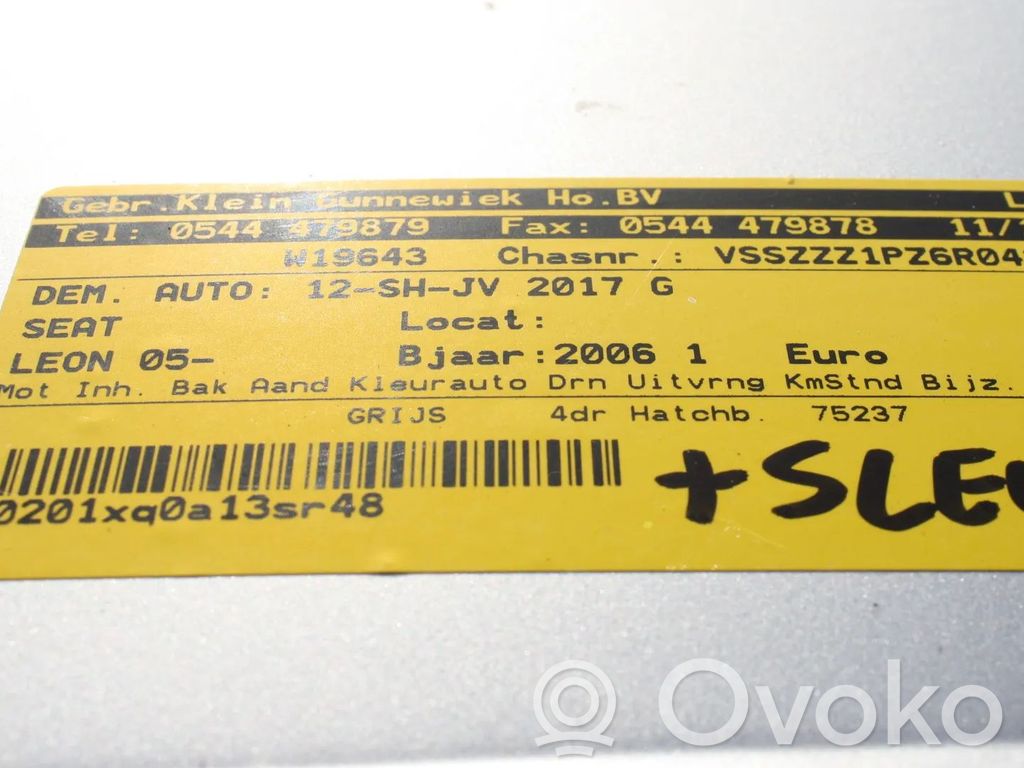 Leon (1P) Leon  1K0959654