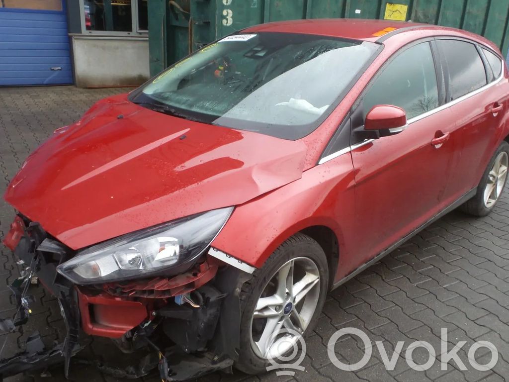 Focus Focus  8V618C607EE