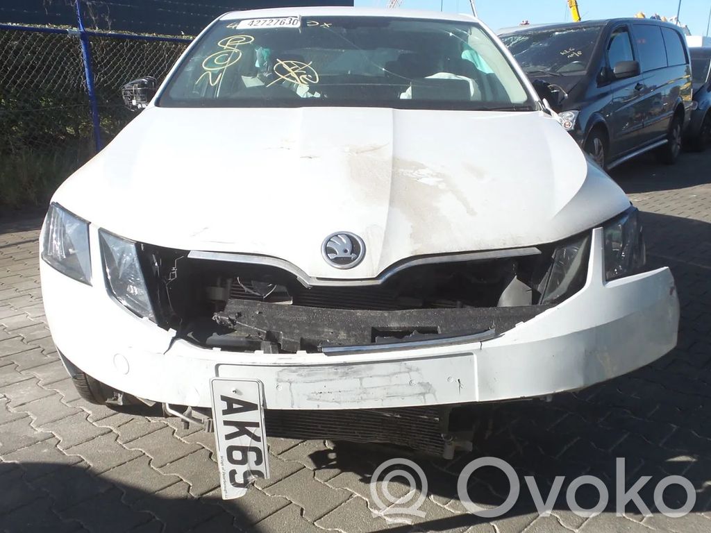 Octavia Mk3 (5E) Octavia  04E906262CR