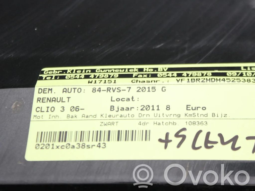 Clio III Clio  8200682558