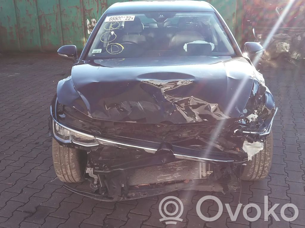 Golf VIII Golf  04E906262CS