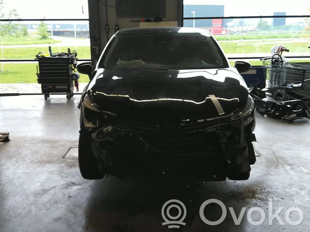 Clio V Clio  476607421R