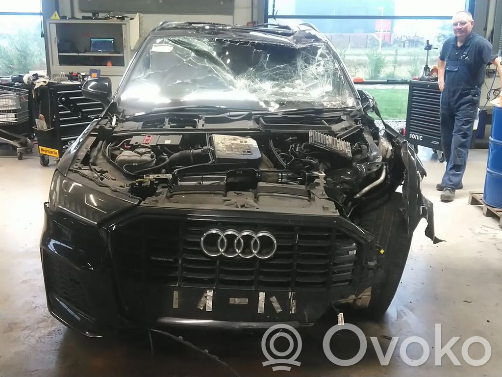 Q7 4M Q7  059130090EB