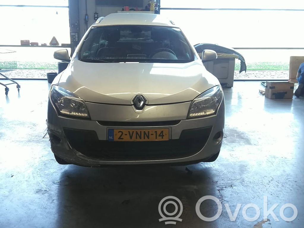 Megane III Megane  8200739777