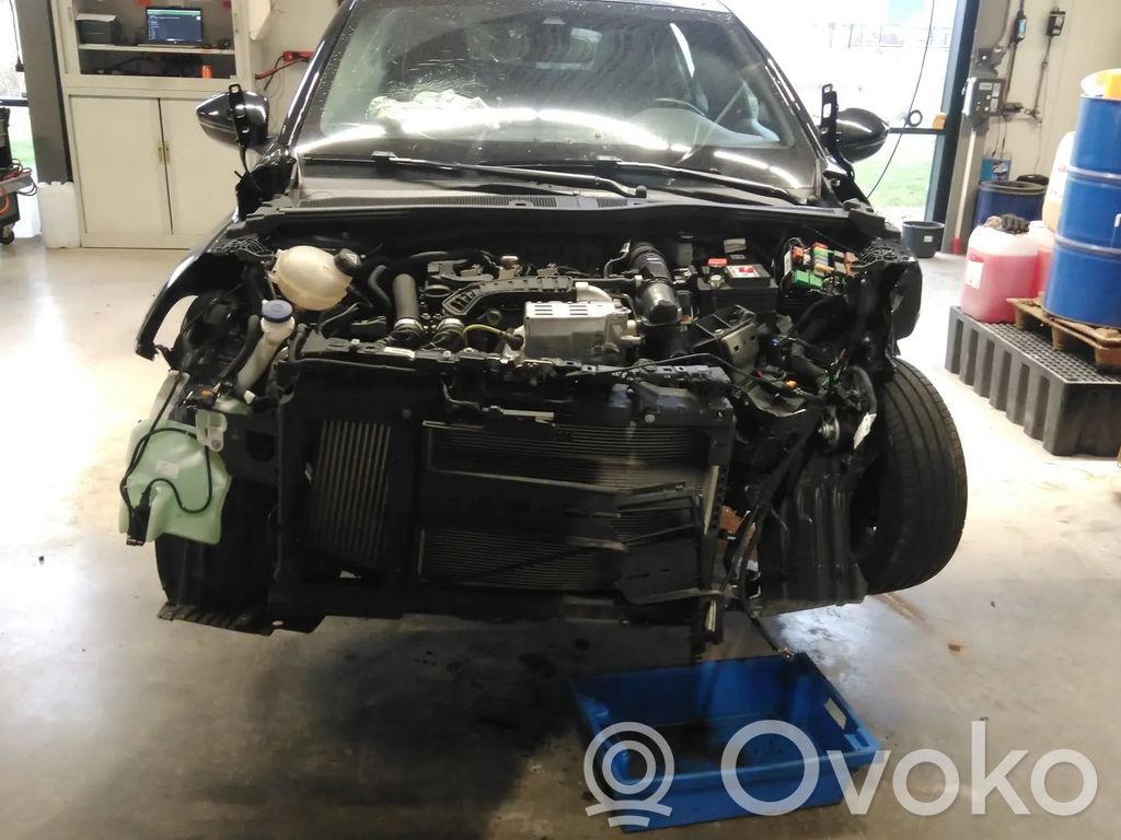 Corsa F Corsa  9830441180