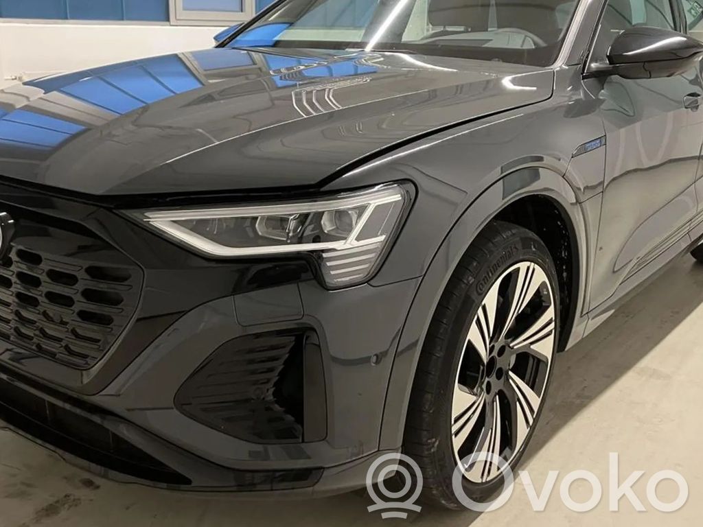e-tron e-tron  4KE863553